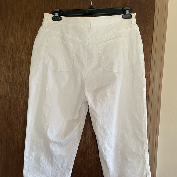 Gloria Vanderbilt White Cotton Capris size 14 - Picture 2 of 7